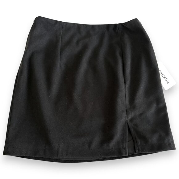 Black Mini Skirt - Picture 1 of 3